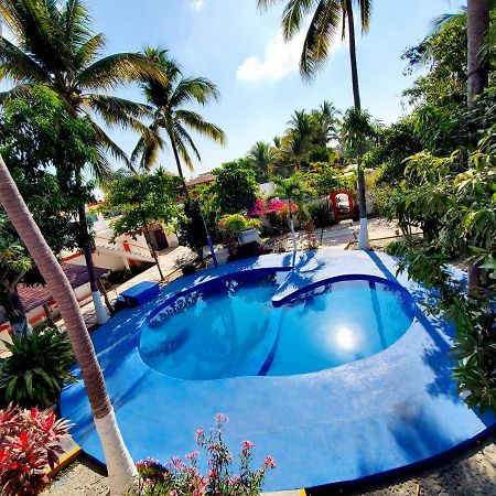 Hotel Oasis Melaque Сан-Патрисио-Мелак Экстерьер фото